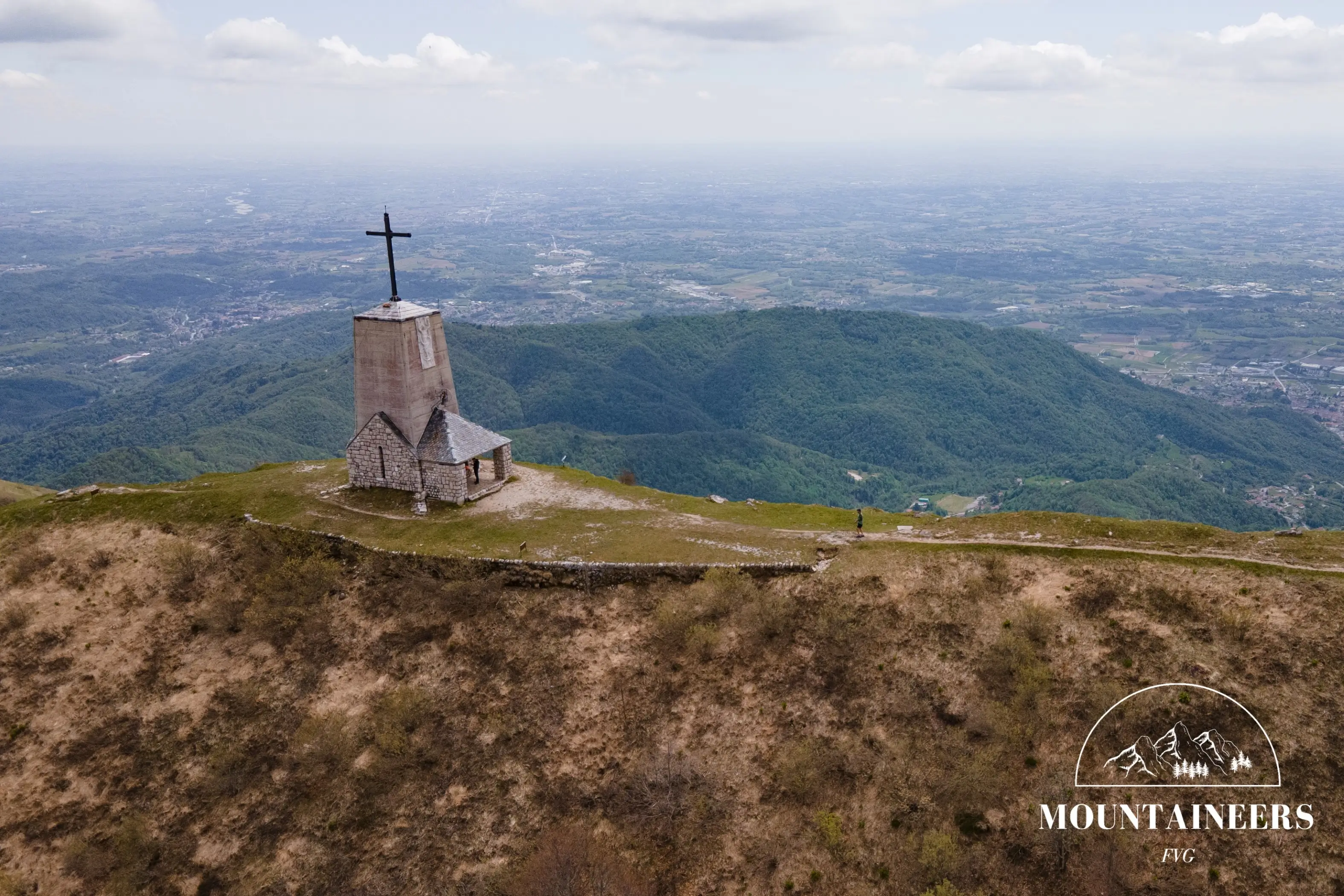 Principal image of Monte Cuarnan